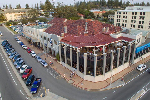 Ocean Beach Hotel - Port Augusta Accommodation 3