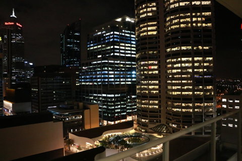 Centre Of Perth Whole Apartment W/view&spa&pool&wifi - Port Augusta Accommodation 15
