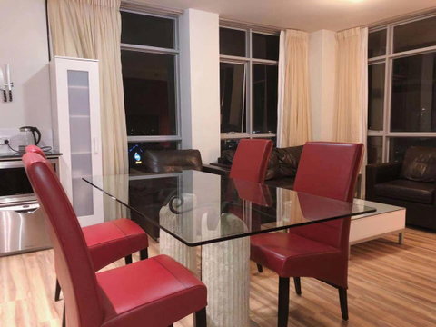 Centre Of Perth Whole Apartment W/view&spa&pool&wifi - Port Augusta Accommodation 2