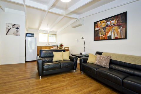 Peppermint Brook Cottages - Port Augusta Accommodation 2