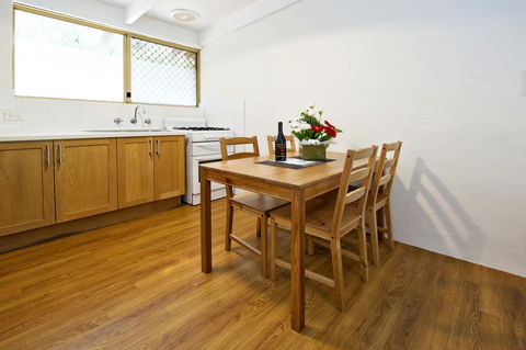 Peppermint Brook Cottages - Port Augusta Accommodation 3