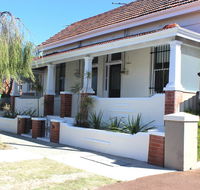 Captain's Heritage Cottage - Port Augusta Accommodation