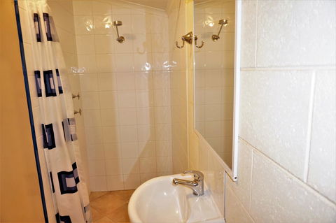 Osprey Holiday Village Unit 110 - Port Augusta Accommodation 19