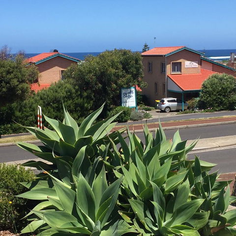 Beachside Prevelly Villas - Port Augusta Accommodation 29