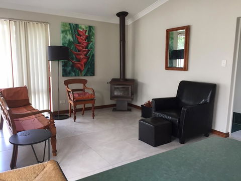 Beachside Prevelly Villas - Port Augusta Accommodation 36