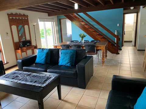 Beachside Prevelly Villas - Port Augusta Accommodation 25