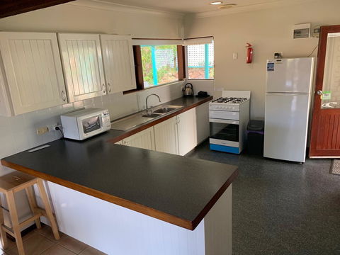 Beachside Prevelly Villas - Port Augusta Accommodation 14