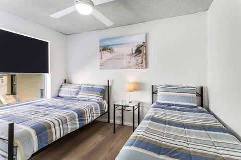 Laman Lodge, Unit 2, 15 Laman Street - Port Augusta Accommodation 10