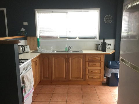 Jetz Bungalow - Port Augusta Accommodation 7