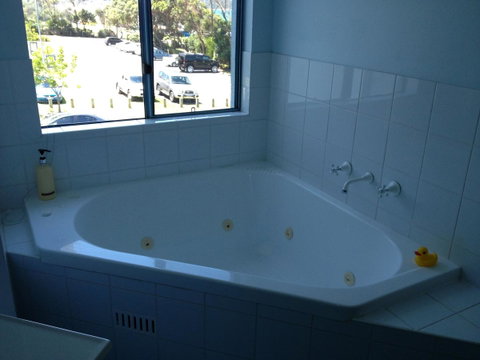 Breakers Apartments - Port Augusta Accommodation 2