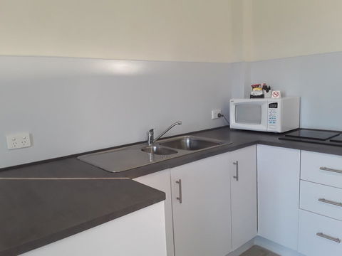 Narooma Golfers Lodge - Port Augusta Accommodation 4