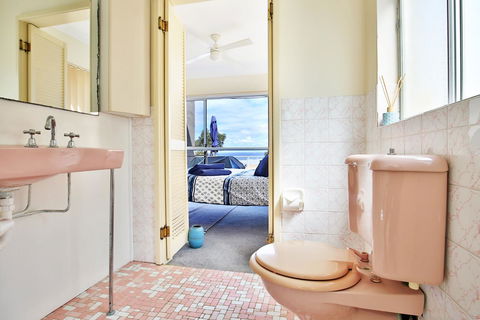 The Rotunda, Gerroa - Port Augusta Accommodation 26