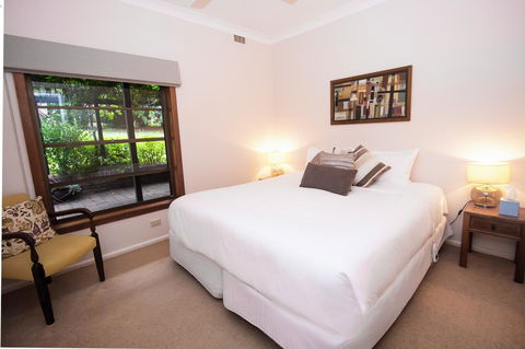 Stay In Mudgee The Grove, The Church, And Premium Private Homestead - Port Augusta Accommodation 32