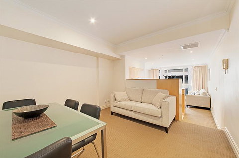 Wyndel Apartments Sydney CBD - Bond - Port Augusta Accommodation 9