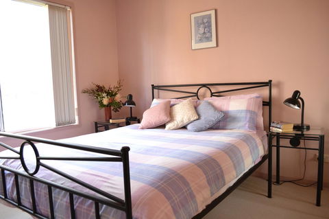 Bundle Hill Cottages - Port Augusta Accommodation 28