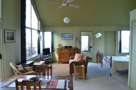 Bundle Hill Cottages - Port Augusta Accommodation 44