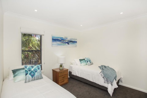 Beachfront 2 - Port Augusta Accommodation 15