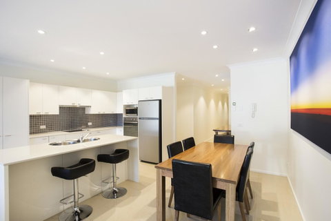 Beachfront 2 - Port Augusta Accommodation 8