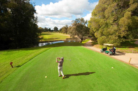 Comfort Suites Clubarham Golf Resort - Port Augusta Accommodation 10