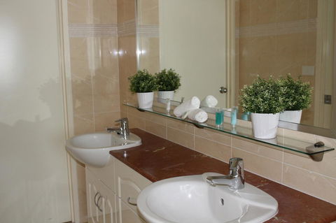 The Boathouse Resort Luxury Apartments - Port Augusta Accommodation 18