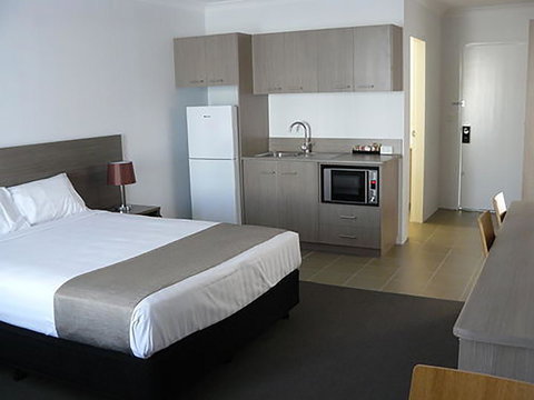 Adelong Motel - Port Augusta Accommodation 8