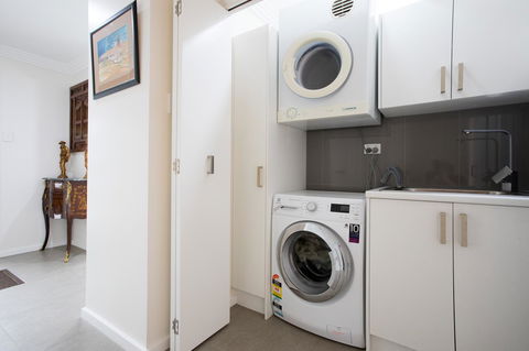 Armidale Cottage - House 2 - Port Augusta Accommodation 14
