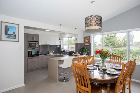 Armidale Cottage - House 2 - Port Augusta Accommodation 18