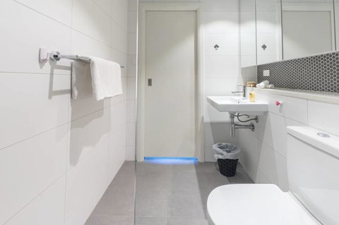 Two Bedders Apartment With Stunning Water View - Port Augusta Accommodation 12