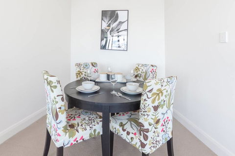 Two Bedders Apartment With Stunning Water View - Port Augusta Accommodation 17