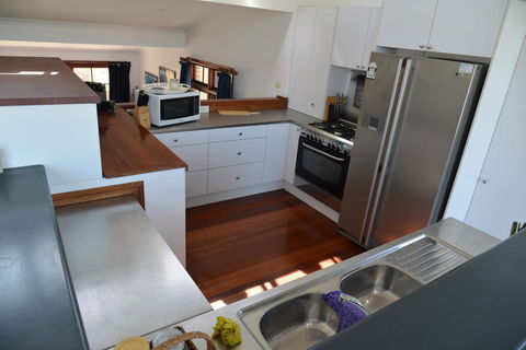 The Boat House - Port Augusta Accommodation 14