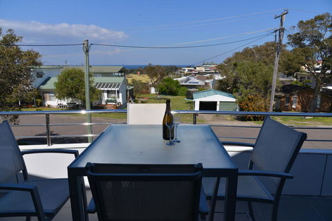 The Boat House - Port Augusta Accommodation 2