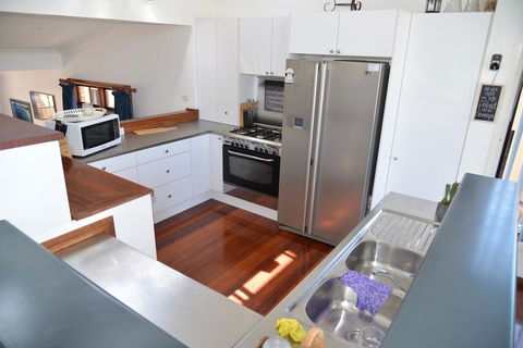 The Boat House - Port Augusta Accommodation 5