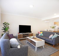 Abode  Culburra - Pet Friendly - 4 Mins to Beach - Port Augusta Accommodation