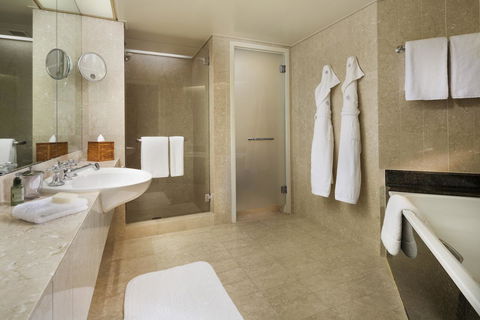 Four Seasons Hotel Sydney - Port Augusta Accommodation 42