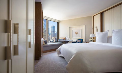 Four Seasons Hotel Sydney - Port Augusta Accommodation 9