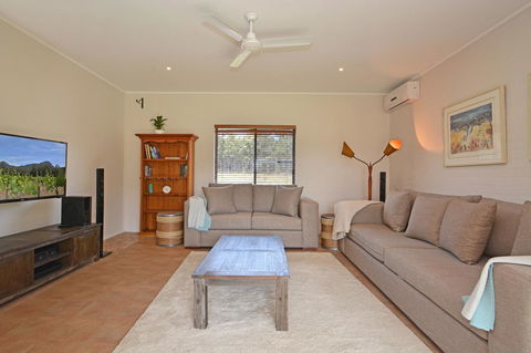JE Guesthouse, Central To All The Hunter Valley Has To Offer - Port Augusta Accommodation 3