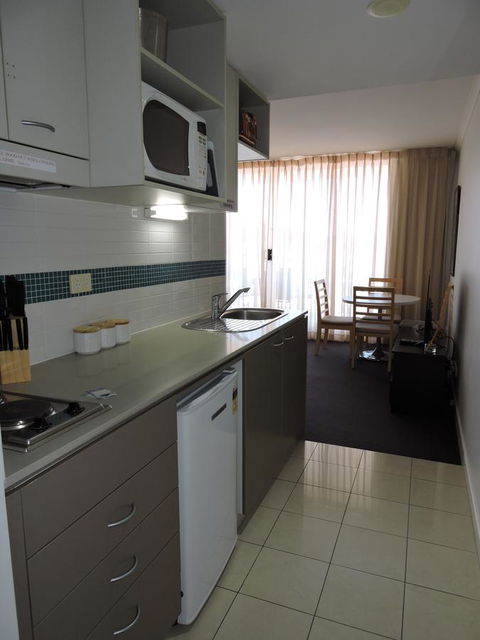 BASE Holidays - Ettalong Beach Premium Apartments - Port Augusta Accommodation 10