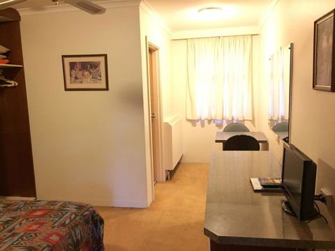 Cooma Motor Lodge Motel - Port Augusta Accommodation 23