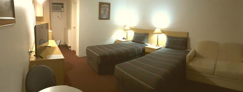 Cooma Motor Lodge Motel - Port Augusta Accommodation 1