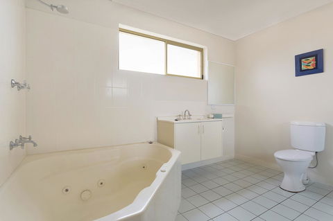 Baywatch Apartments Merimbula - Port Augusta Accommodation 15