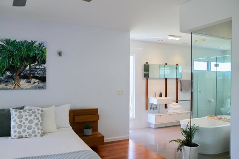 Casuarina Beachfront House - Hostie Properties - Port Augusta Accommodation 8