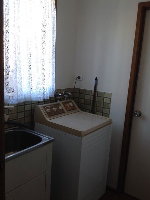 7 Melbourne Street - Port Augusta Accommodation 10