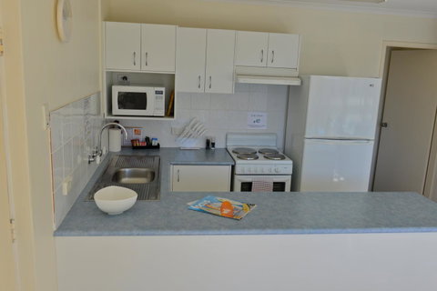 Beach House Holiday Apartments - Port Augusta Accommodation 6