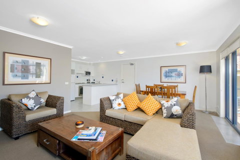 South Pacific Apartments - Port Augusta Accommodation 8