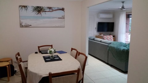 Twin Palms Holiday House At Lighthouse - Port Augusta Accommodation 2