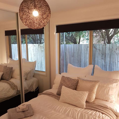 Belle In Bowral - Port Augusta Accommodation 7