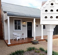 Thelma's Temora - Port Augusta Accommodation