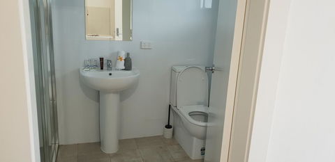 Carlton Suites - Port Augusta Accommodation 19