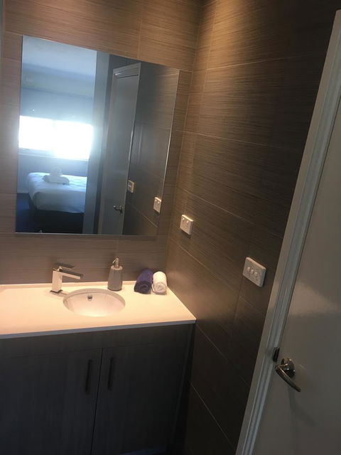 Carlton Suites - Port Augusta Accommodation 31