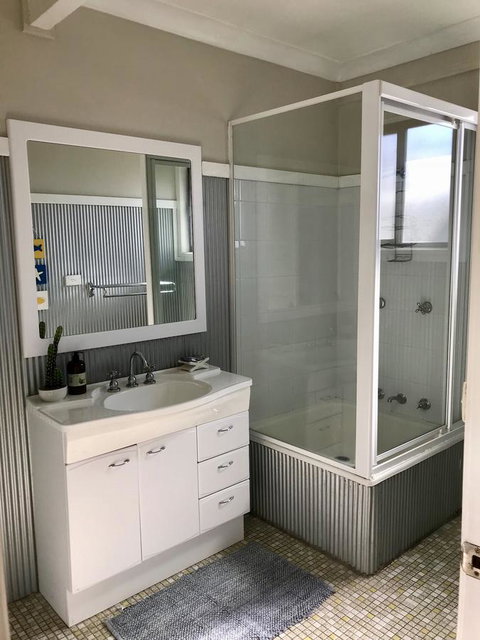 Lakeview Cottage - Port Augusta Accommodation 9